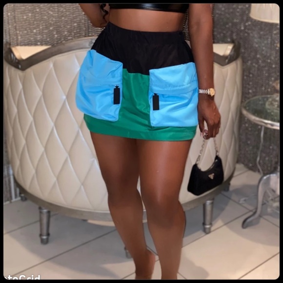 Block Skirt - Picture 2 of 3